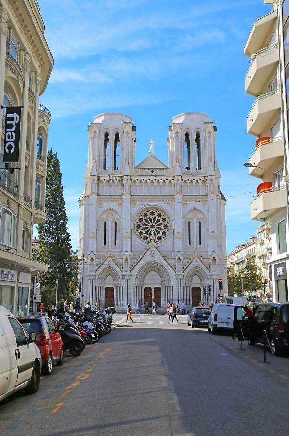 Splendid In The Heart Of * Nice