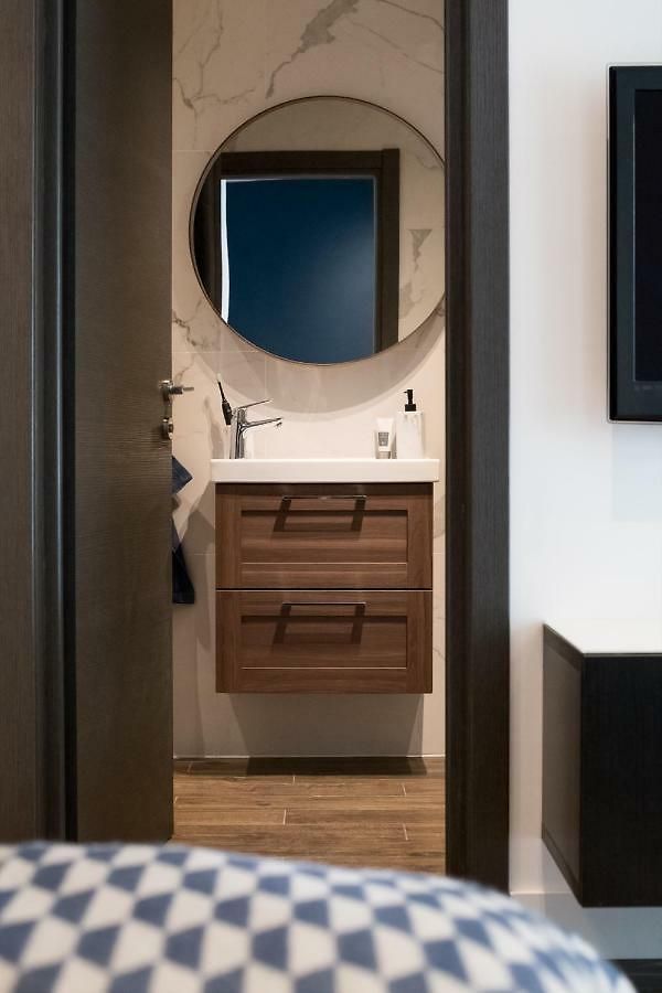 Apartment Luxurious In Heart Of *