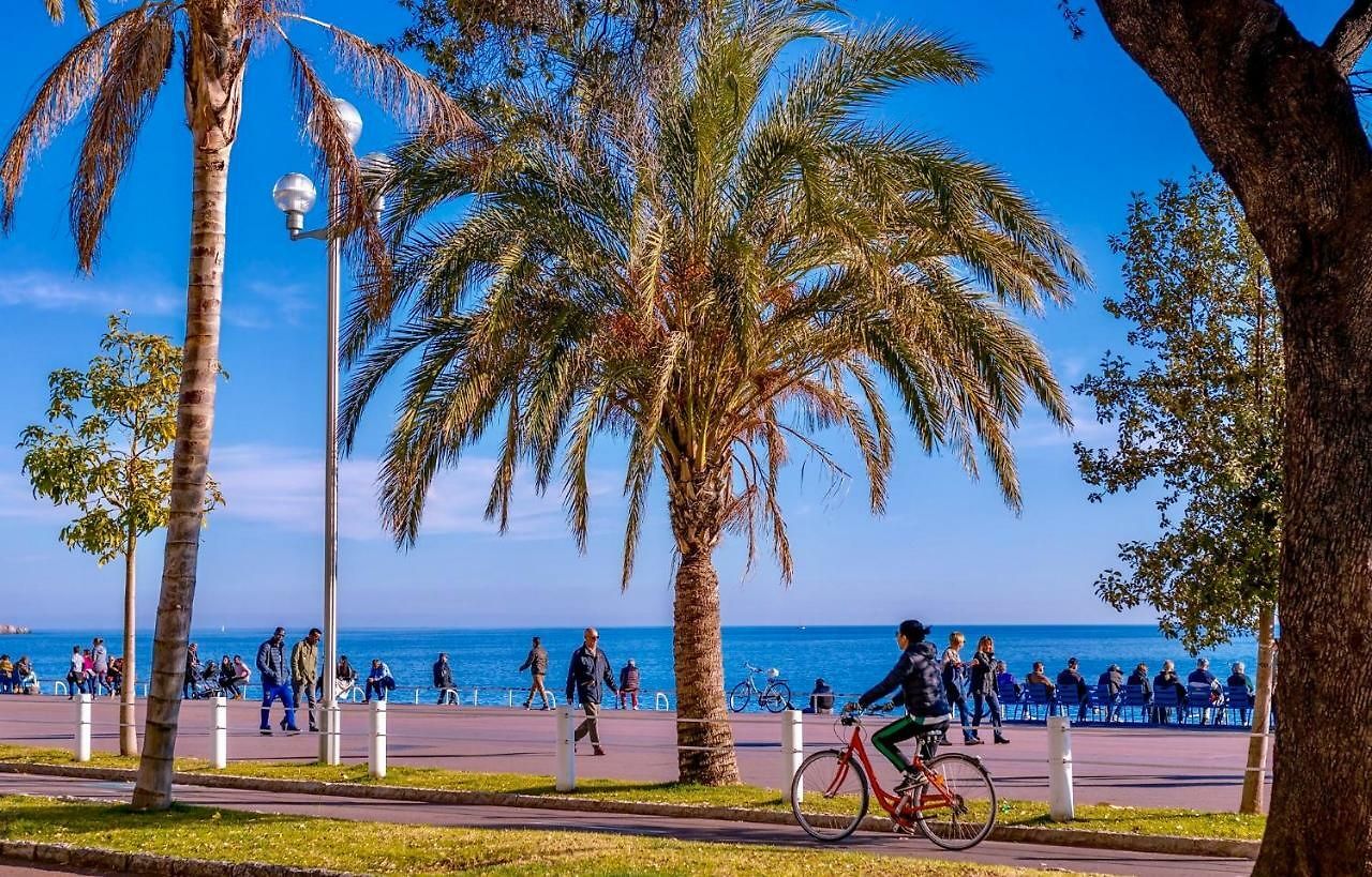 Promenade Des Anglais Sea Front * Nice