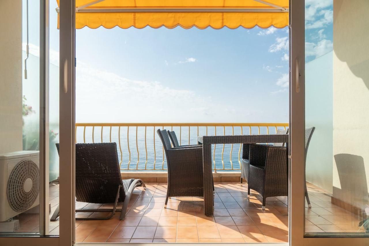 Beachfront Promenade Des * Nice