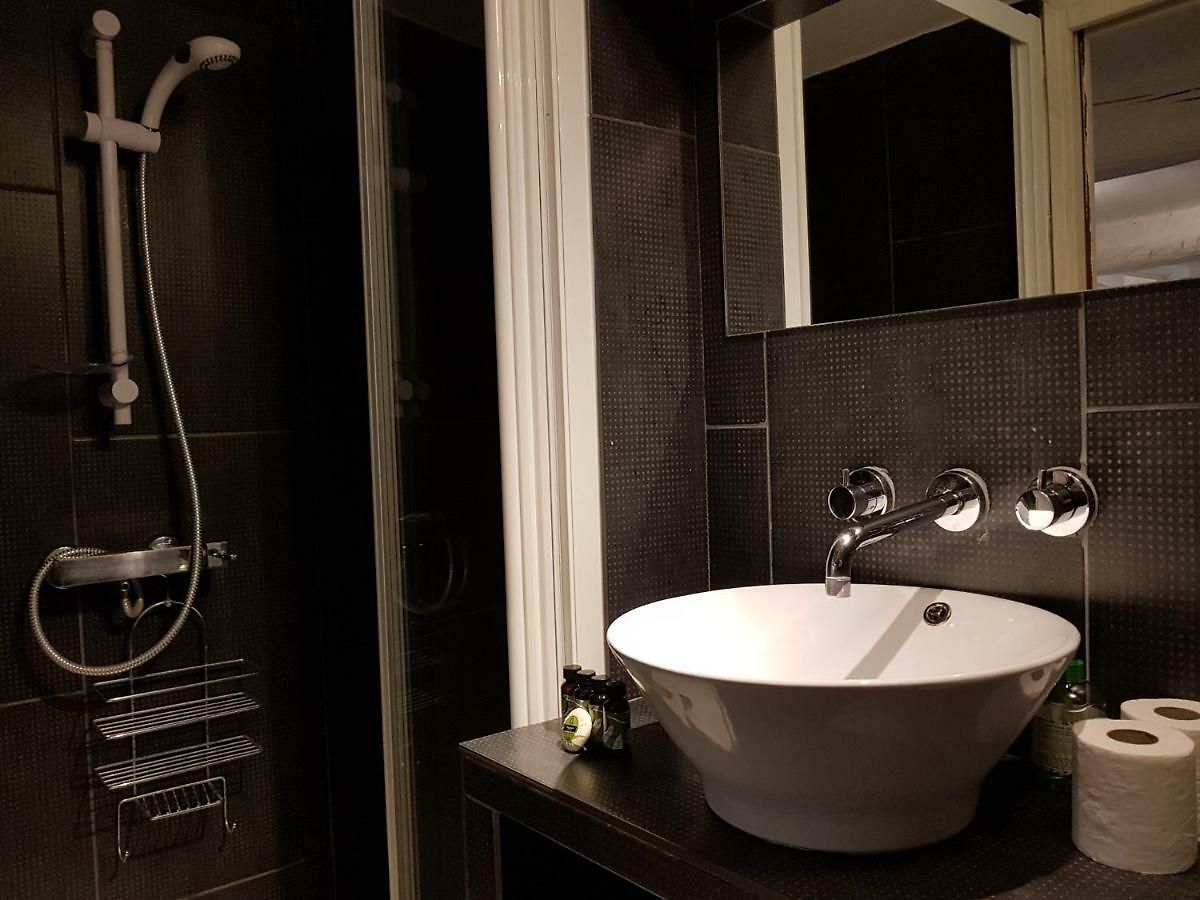 La Rose: Charming 2-room In The Heart Of - 3-min. From The Beach Apartment *