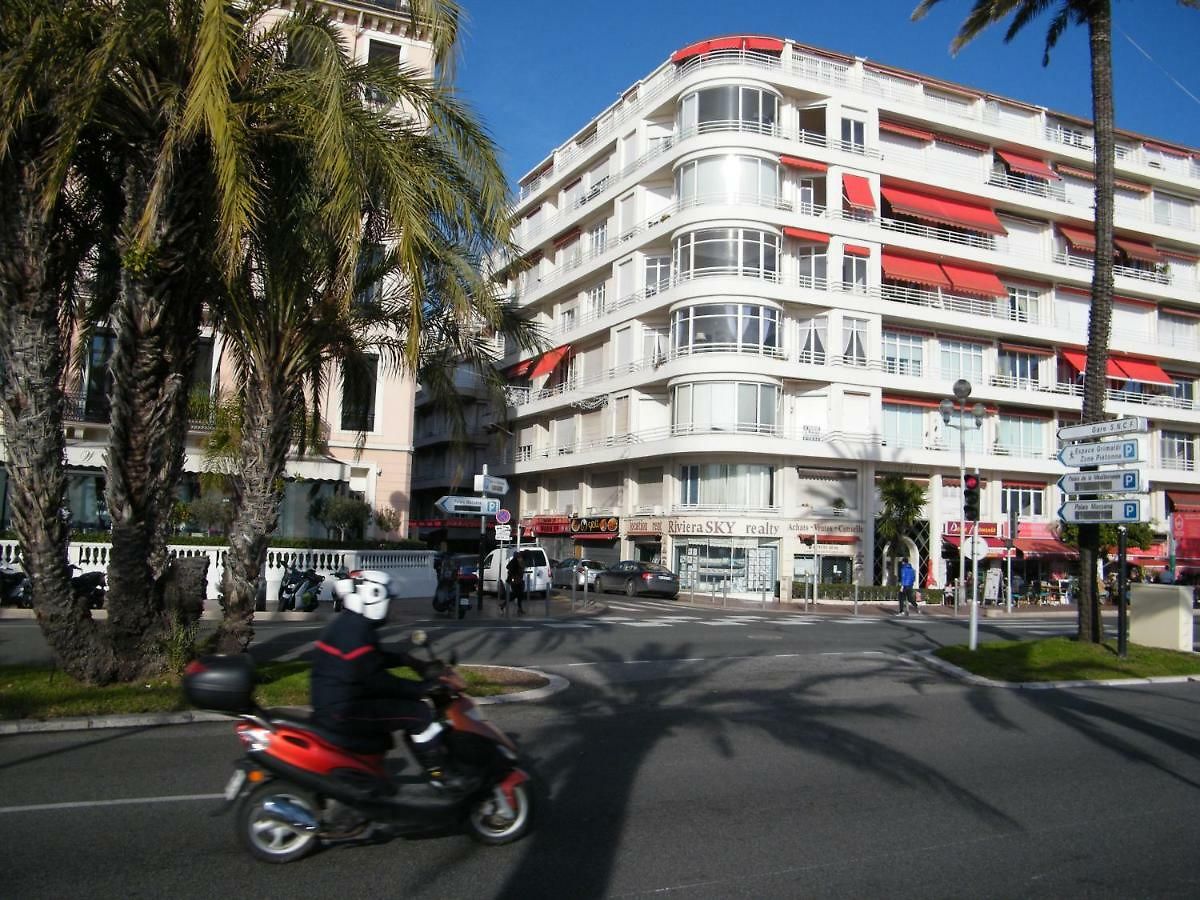Renovated With Balcony & Side Sea View 25 Bis Promenade Des