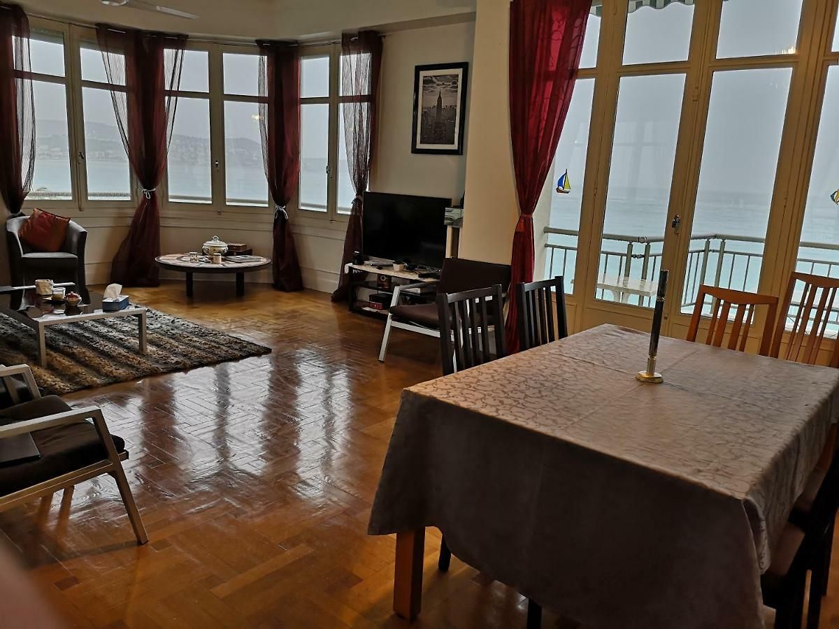 Le Mirage, Sea Front View, 3 Bedrooms, 100m Apartment *