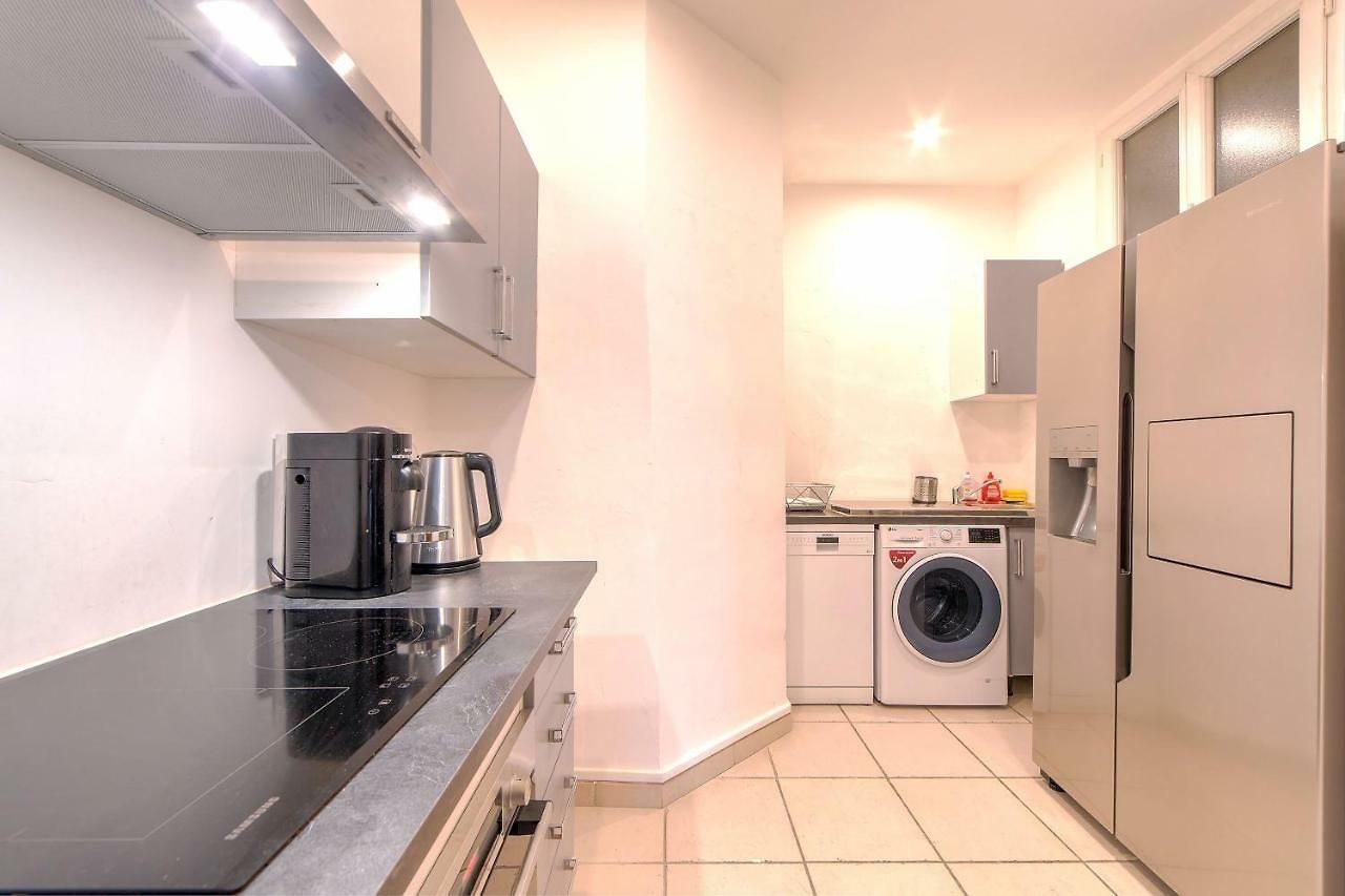 Lovely Large Familial In Nice, Minutes Walk To The Beach! Apartment Nice