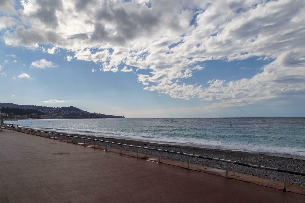 100m From The Sea * Nice