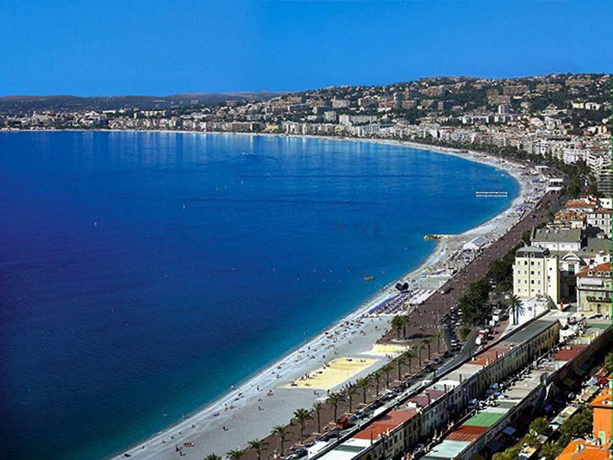 Centre, Deux Pièces, Calme, Terrasse Plein Sud Nice