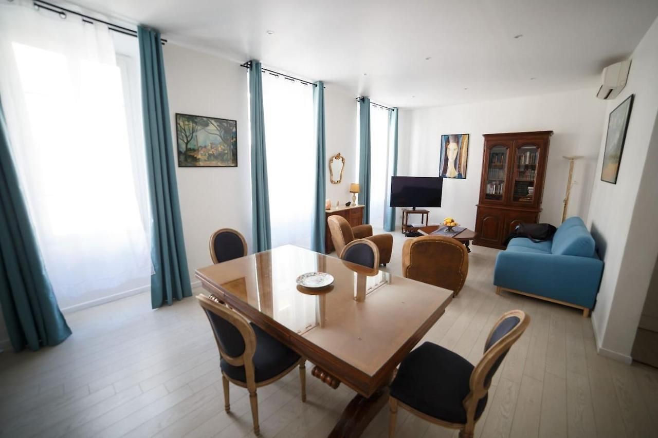 Appartement Centre- Superbe 100m2 - 10 Mn A Pied De La ! *