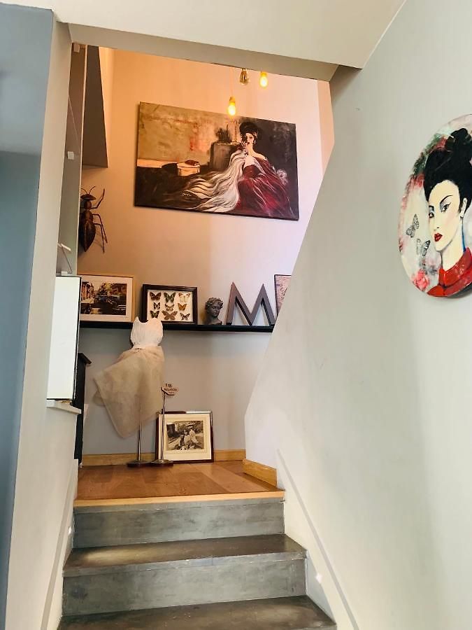 Iris Villa