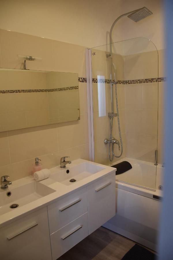 Centre- Superbe 100m2 - 10 Mn A Pied De La ! Appartement *