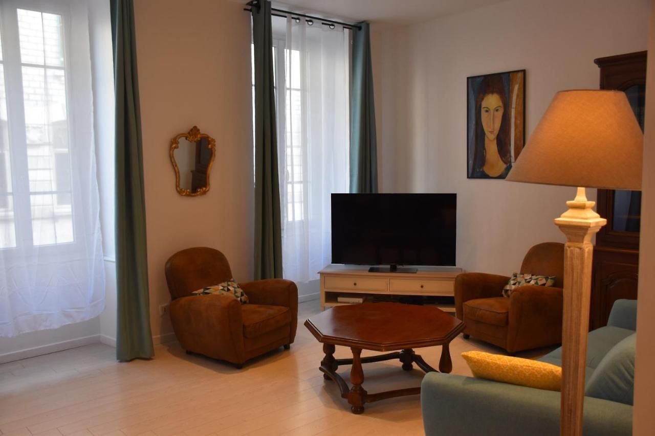 Appartement Centre- Superbe 100m2 - 10 Mn A Pied De La !