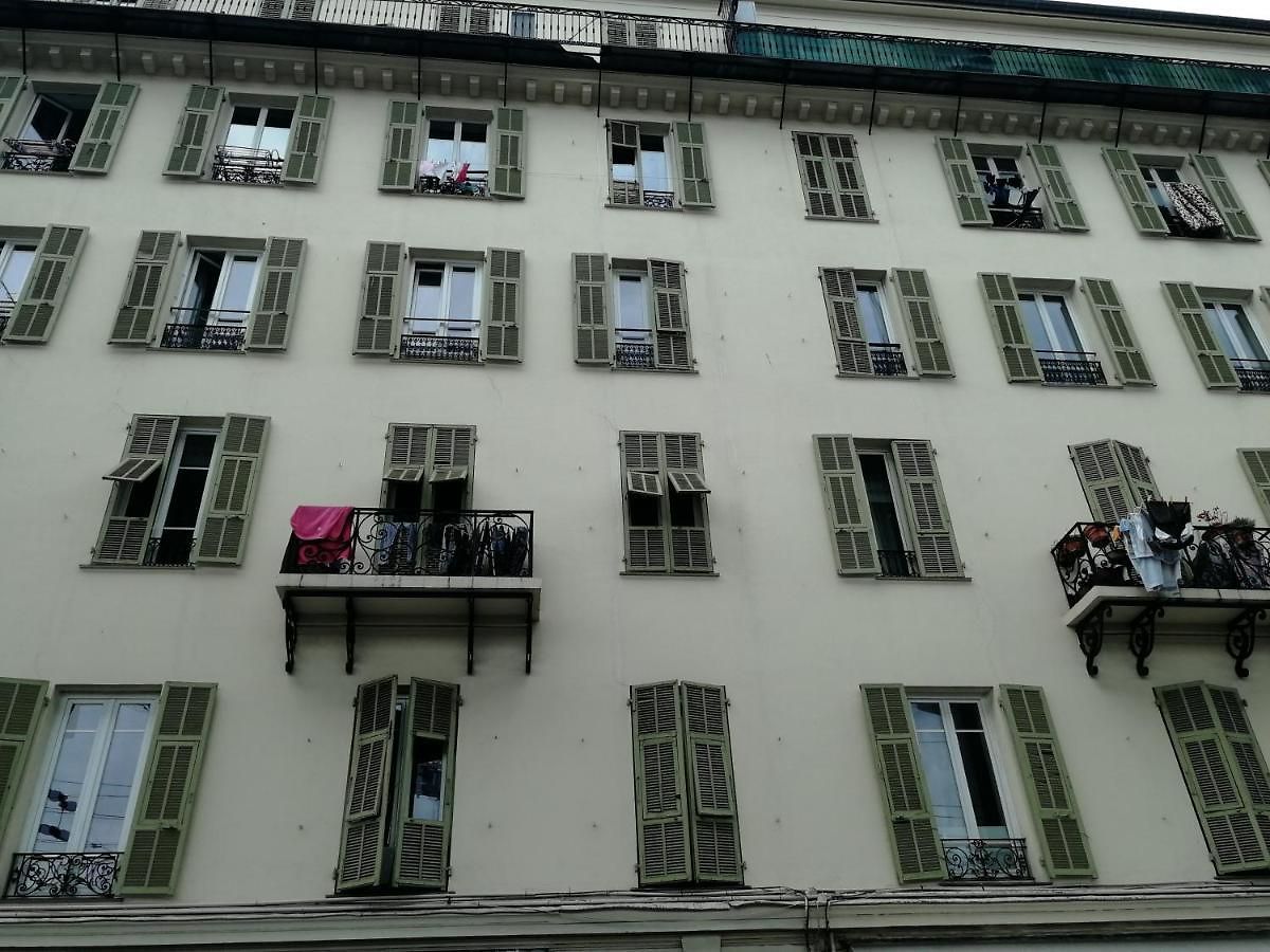 Casa Reine Jeanne- Ideal Groups & Family -central Near Train Station - Parking - New&confort-ac * Nice
