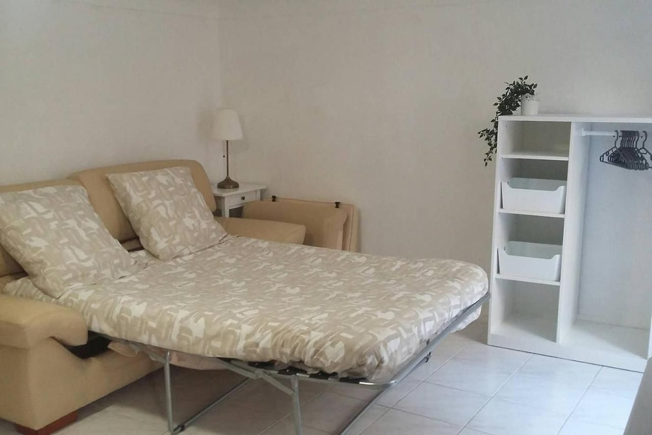 Studio Liberation Guest house *