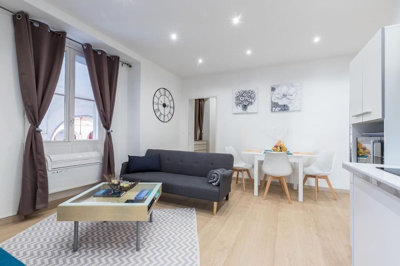 Historical Hyper Center Appartement Nice