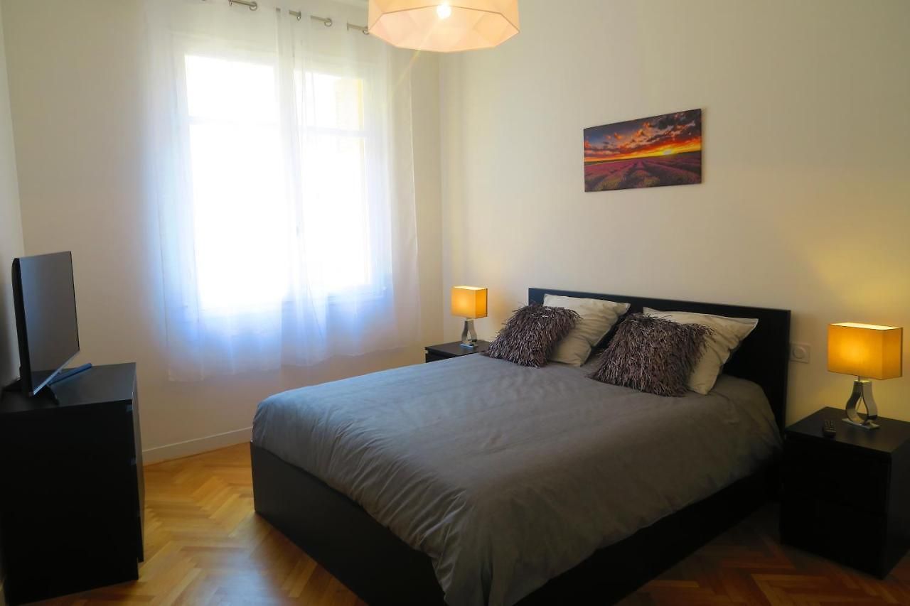 Appartement Carré D’or Appt 4 Pièces Moderne Et Spacieux *