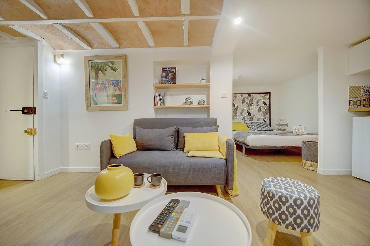 #31 Comfy Place In The Old Town Balcony & Ac 2min To Apartment
