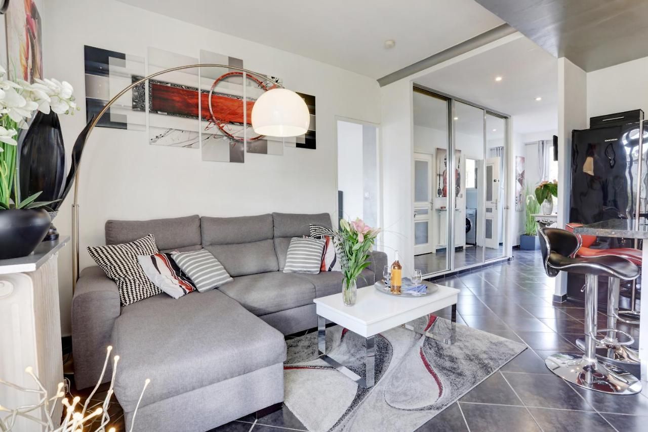 Le Mantega - F2 Moderne,centre Ville, 2 Grandes Terrasses,climatisation, Ascenseur * Nice