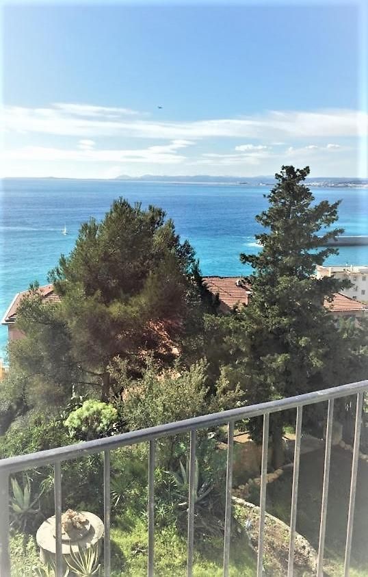 Marbella Hotel *