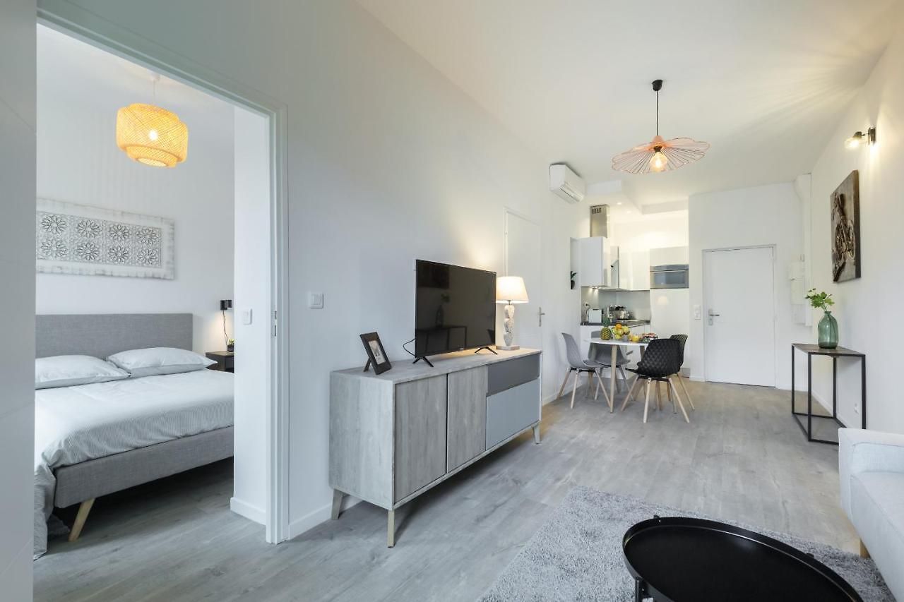 3 Fodere - Magnifique 2 Pièces - Quartier Du Port - Dernier étage Appartement