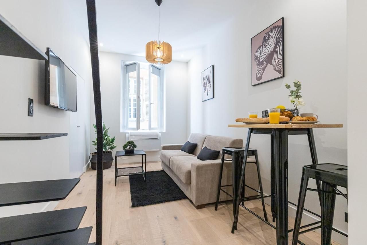Duplex - Vieux - 100m De La Nice