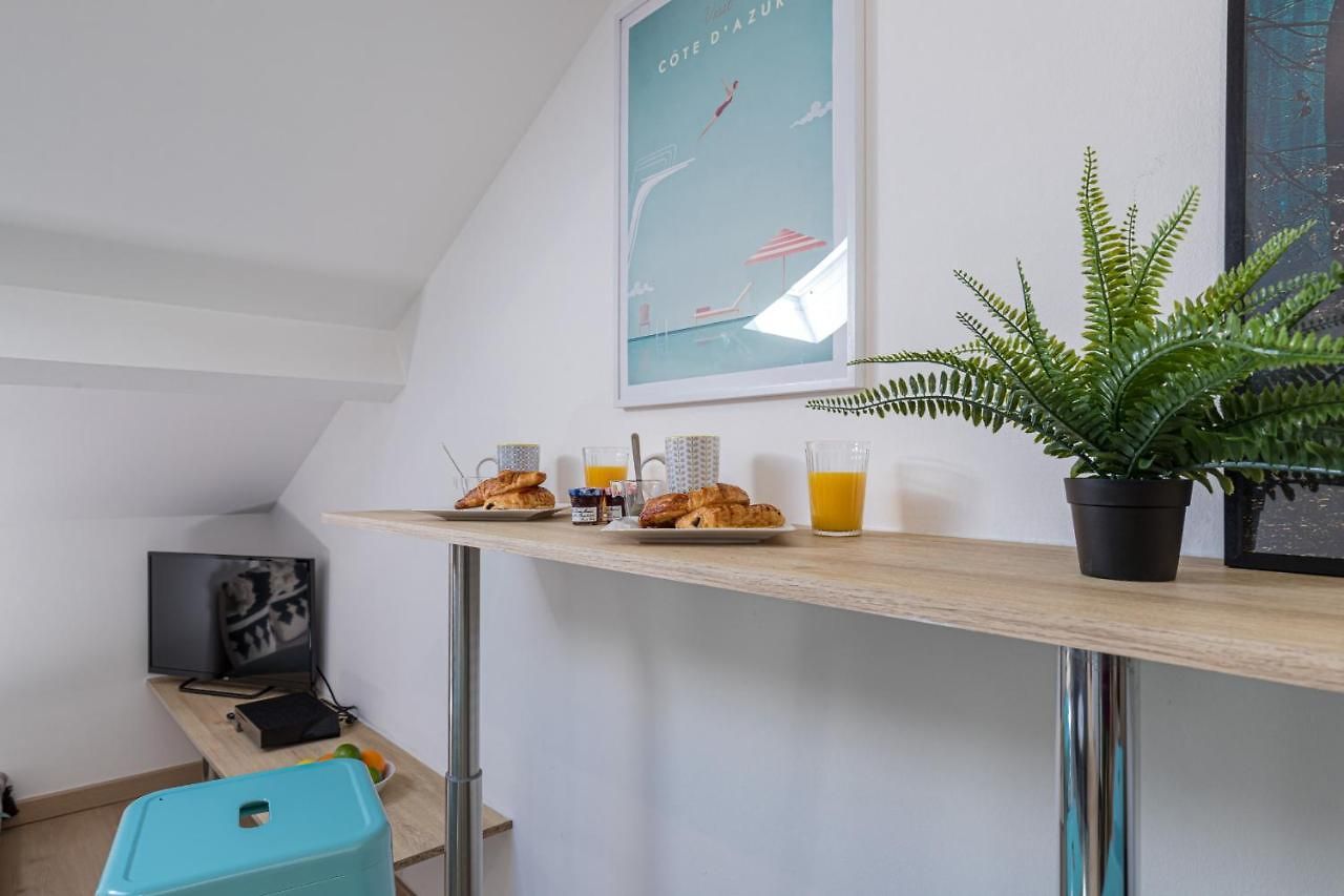 7 Deloye - 2 Pieces Renove - Dernier Etage - Clim Nice