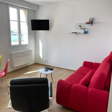 Riviera Apartment *