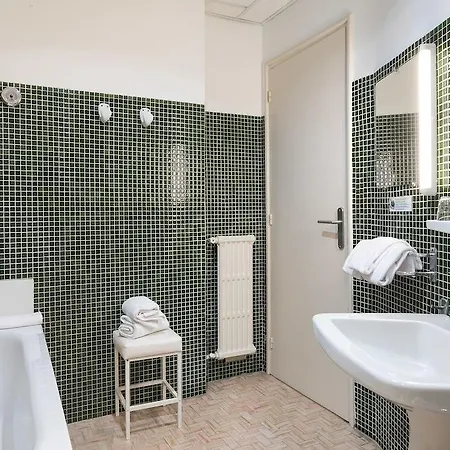 Hotel Locarno