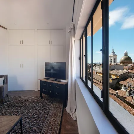 Appartement Cocoon Loft - Magnifique Loft Sous Toit, Refait A Neuf, Vues Splendides, Clim, Wifi Nice