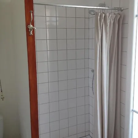 Guest house Lovely One Bedroom In Loft *