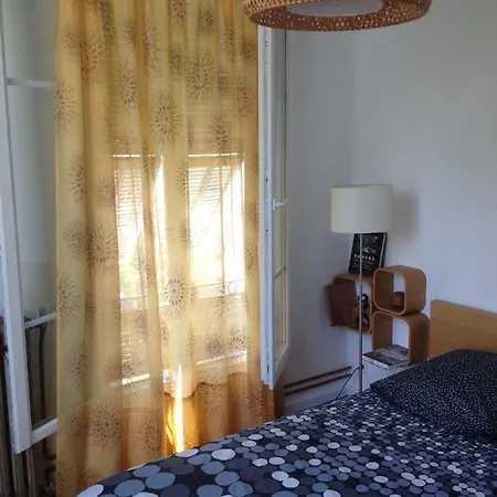 Lovely One Bedroom In Loft Guest house Nice
