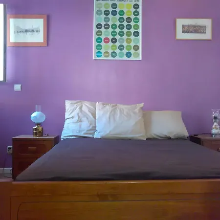 Calme Quartier Liberation Bed & Breakfast *