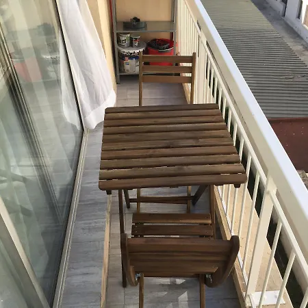 Studio Carré D'or Situé à 50 M De La Plage Appart hôtel 3*