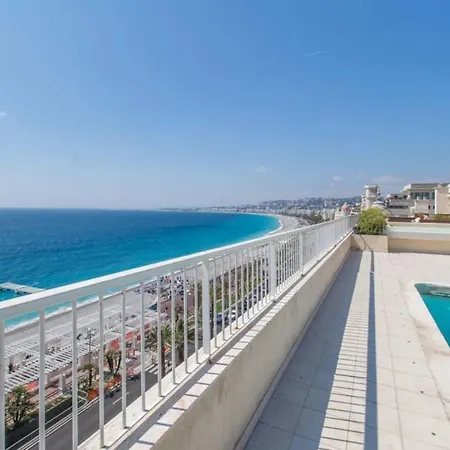 Royal Promenade Pool Terrace Sea View Air Conditioning Apartment