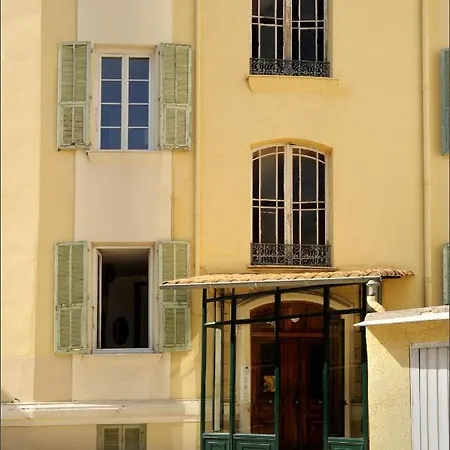 Guest house Green Cat Place Nice