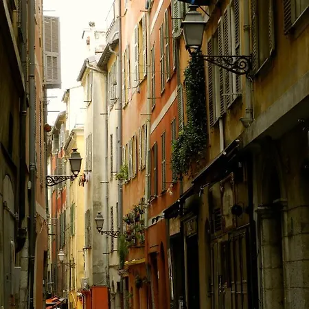 Appartement History-chic In Oldtown, Nice