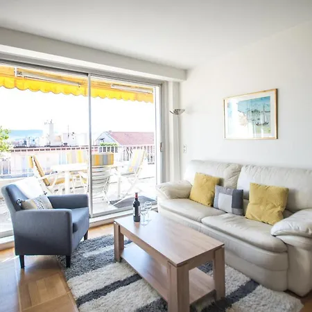Appartement Appt A 150m De La *