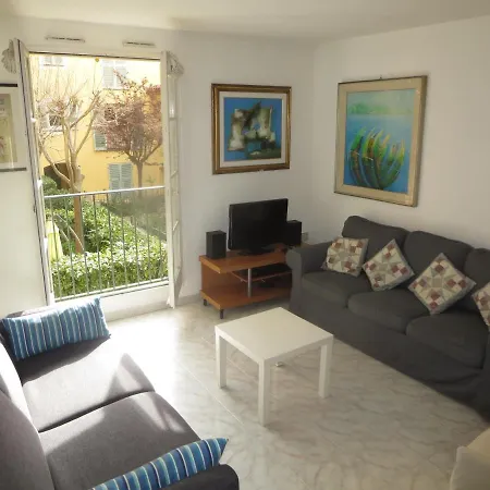 Apartment Vieux Nice, Grand 2p Sur Jardins, Parking, Calme, Soleil Nice