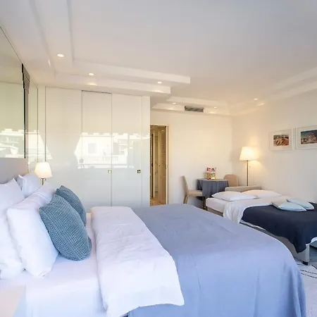 Royal Promenade Pool Terrace Sea View Air Conditioning Apartment