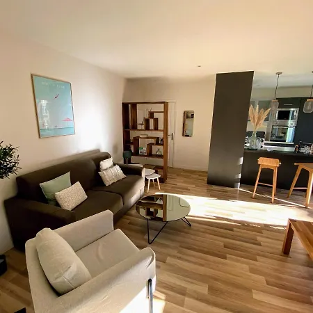 Appartement Sunny&calm 2 Bed Place Du Pin
