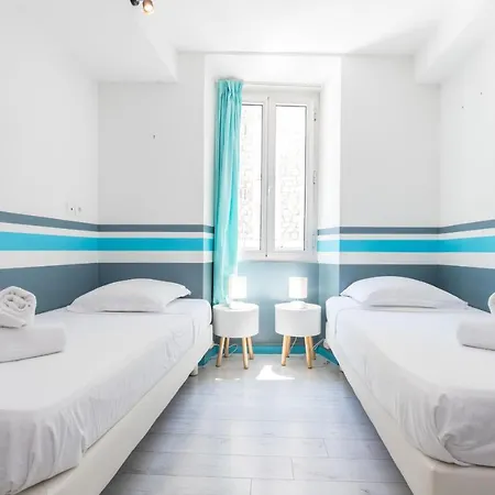 Apartment Amazing 3 Bdrs And Garden Place Du Pin Parking ! Nice