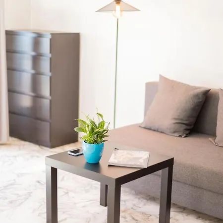 With Terrace And Sea View, 10 Min To The Appartement