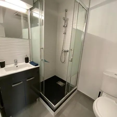 Apartment Studio Bord De Mer Centre Nice