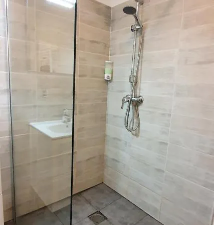 Appartement Medicis Charmant Studio Climatisé Port Riquier Acropolis Nice