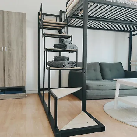 Joli - Promenade Des - Accès Appartement *