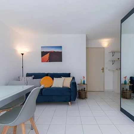 Appartement Comfortable 1 Bdr Downtown - Ac & Parking *