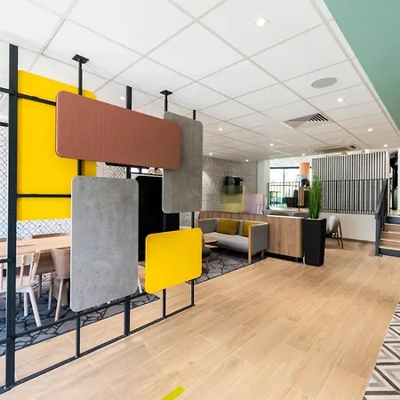 Aéroport Arenas Hotel 3*