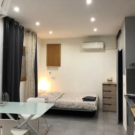 Studio Bord De Mer Centre Appartement Nice