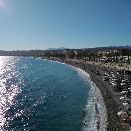 Appartement Au Coeur De Nice