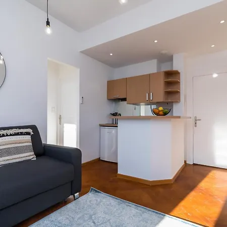 Apartment 7 Medecin - Place Massena - 2p - Lumineux - Climatise Nice