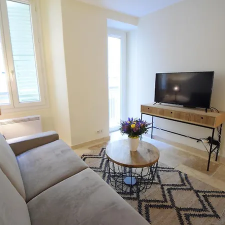 Appartement Renting - Pairoliere - Spacious Flat - Old - Massena - Terrace *
