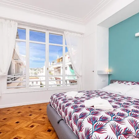 Promenade - Stunning Sea View Apartment